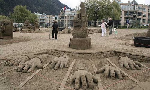 extreme sand sculpting 32