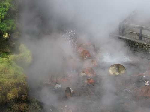 amazing-world-hotspring-Deildartunguhver-Iceland