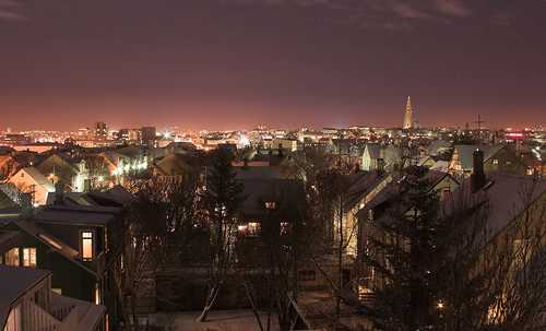 greenest-city-in-the-world-night-in-Reykjavik-Iceland