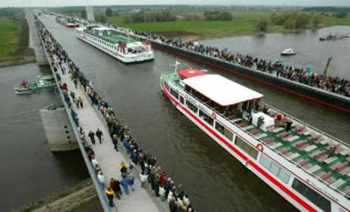 most-amazing-bridge-9th-Magdeburg-Water-Bridge-Germany-Europes-Largest-Water-Bridge
